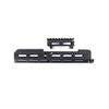 Der Samson M-LOK® Handguard für AK-47 ist einfach zu installieren, bietet Platz für Zubehör und schützt deine Hand vor der Wärme des Laufs.