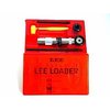 Der LEE Loader ist ein komplettes Nachlade-System, das alles enthält, was du zum Nachladen benötigst, inklusive Sizing Die, Decapping Chamber und mehr!