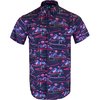 Das RETRO-RIFLE Kurzarmhemd ist leicht und atmungsaktiv, besteht aus 97% Polyester und 3% Spandex und bietet dir Komfort und Stil für jede Gelegenheit.