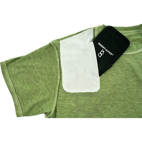 Das BOB ALLEN Shooting T-Shirt mit Insert-A-Pad bietet weichen, strapazierfähigen Tri-Blend-Stoff, Feuchtigkeitsmanagement und eine komfortable Recoil-Pad-Option.