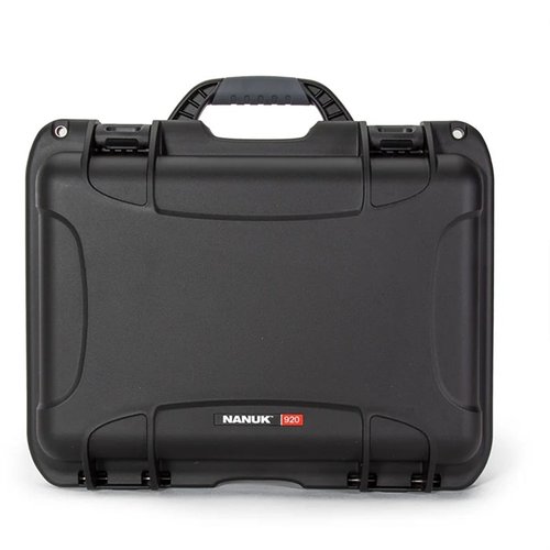 Die NANUK 920 Hartschale schützt dein wertvolles Equipment zuverlässig, ist wasserdicht, leicht und bietet Platz für Handfeuerwaffen und Zubehör.