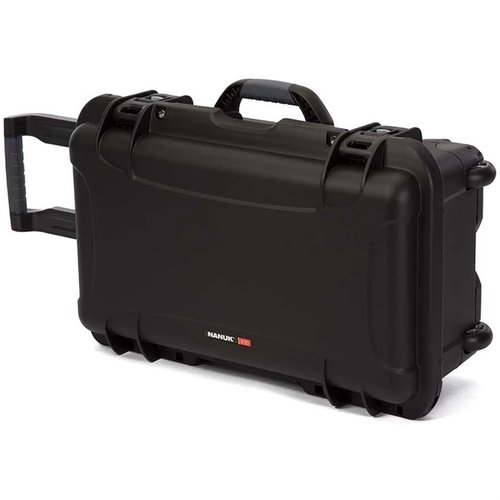 Der NANUK 935 ist ein robuster, wasserdichter Hartschalenkoffer mit schaumstoffeinlage, leichtem NK-7 Harz, und bietet optimale Sicherheit für dein Equipment.