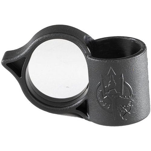 Der SwitchBack S Backup Flashlight Ring verwandelt deine Surefire® Taschenlampe in ein flexibles taktisches Werkzeug mit optimaler Ergonomie für Suche und Schießen.