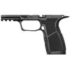 Das TYRANT CNC Grip Modul für die SIG P365 X-Macro bietet ergonomischen Komfort, eine 1913 Picatinny Rail und eine verbesserte Magazinkompatibilität für präzises Schießen.