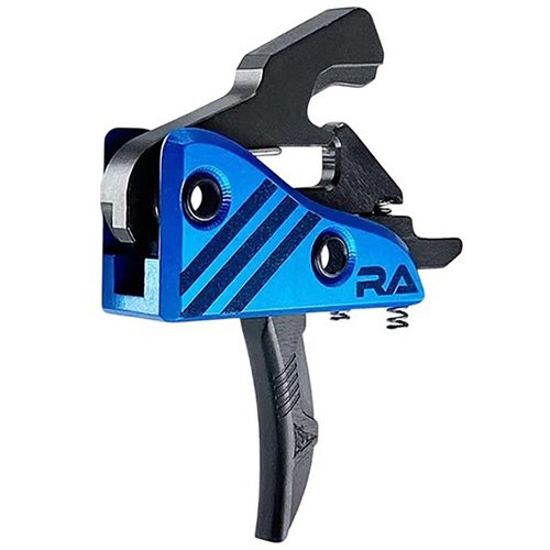 Der RISE ARMAMENT Blitz Defense Trigger für AR-15 bietet einen präzisen 4.5lb Pull, einen spürbaren Quik-Klik Reset und eine breite Hybrid-Abzugsklinge für optimalen Komfort.
