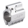 Mit dem verstellbaren Gasblock von J P ENTERPRISES kannst du die Gaszufuhr für eine sanftere Funktion anpassen und die Leistung deiner Waffe optimieren.
