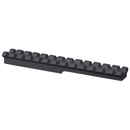 Die HIGH STANDARD SCOPE MOUNT sorgt für optimale Balance und Genauigkeit, indem sie das Zielfernrohr mit dem Lauf verbindet und eine Vielzahl von Montagemöglichkeiten bietet.