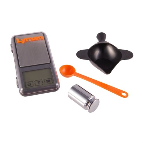 Die Lyman Pocket Touch Digital Scale Set ist kompakt, präzise und misst bis zu 1500 grains. Mit Trichterschale, Kalibriergewicht und einfacher Bedienung.