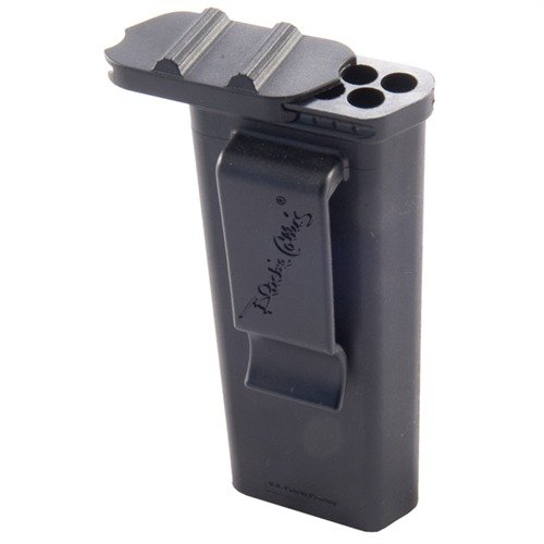 Der CATCH .22 Magazine Loader von MARBLE ARMS ermöglicht schnelles Nachladen von 50 .22 LR Patronen, hält deine Munition sauber und jederzeit griffbereit.