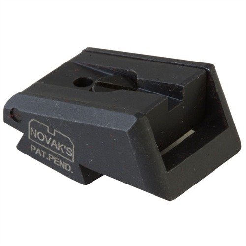 Die 1911 Adjustable Rear Sights von Novak bieten eine CNC-gefertigte Stahlkonstruktion mit niedrigem Profil, die vollständig einstellbar ist für Elevation und Windage.
