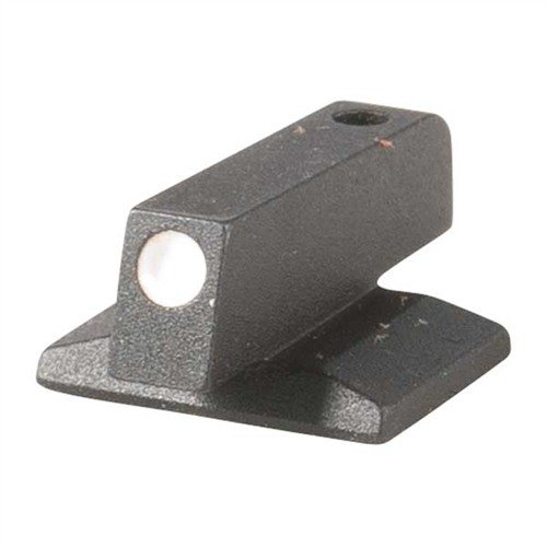 Die CNC-gefertigte Stahl-Dovetail-Visierung mit großem .075" Punkt sorgt für schnelle Zielerkennung und verhindert das Verhaken im Holster.