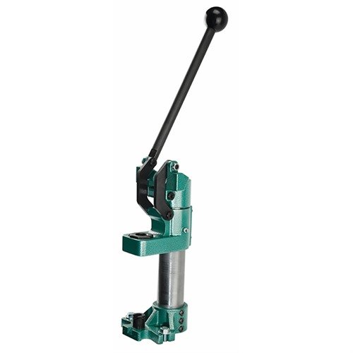 Die SUMMIT Reloading Press von RCBS bietet dir eine stabile Konstruktion, einfache Bedienung, schnellen Wechsel der Dies und eine bequeme Zugänglichkeit für alle deine Patronen.