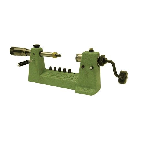 Der Redding Case Trimmer mit Mikrometer bietet präzise Längeneinstellungen, ein einfaches Chuck-Lock und ist ideal für lange Patronen bis 3,25 Zoll.
