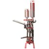 Der MEC 9000HN ist ein hydraulischer Shotshell-Reloader, der mit einem Fußpedal alle sechs Stationen automatisch bedient und das Nachladen schneller und einfacher macht.