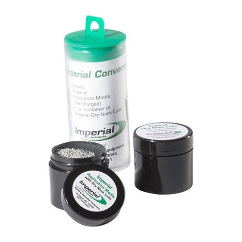 Das IMPERIAL CONVENIENCE PAK von REDDING bietet dir eine praktische Kombination aus Imperial Application Media und zusätzlichem Imperial Dry Neck Lube zum Nachfüllen.