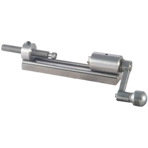 Der L.E. Wilson Stainless Steel Case Trimmer bietet präzise Trimmung, perfekte Ausrichtung und identische Längen für jeden Fall – ein Muss für jeden Wiederlader!