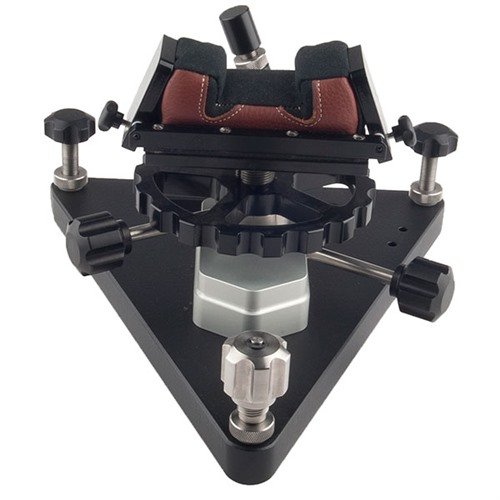 Der Sinclair Competition Shooting Rest bietet eine stabile, mobile Plattform mit einfacher Bedienung, ideal für präzises Schießen und Wettbewerbe.