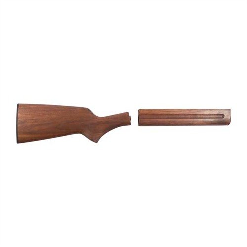 Erlebe die perfekte Passform mit diesem vorgefertigten Browning A-5 12 Gauge Set aus amerikanischem Walnussholz, das wetterfest und langlebig ist.