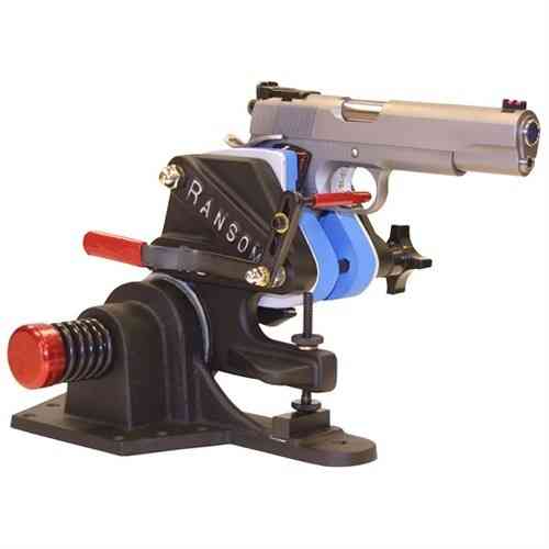 Der RANSOM MASTER SERIES REST bietet dir maximale Stabilität und Präzision beim Schießen, ideal für das Testen und Justieren deiner Feuerwaffen.